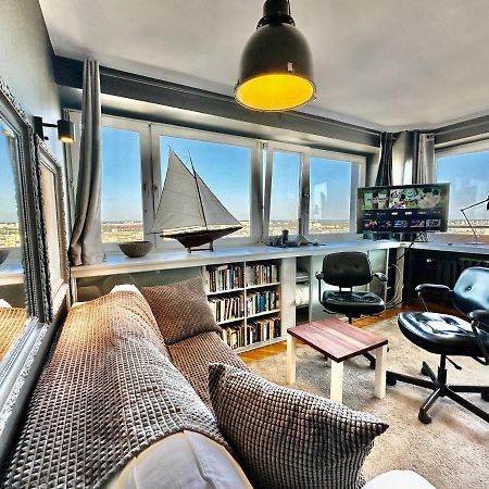 Super Apartament Grey Centrum 2X Metro Fast Wifi 300 Mbs Netflix Appletv Smarttv Spotify Panorama Miasta Varşovia Exterior foto