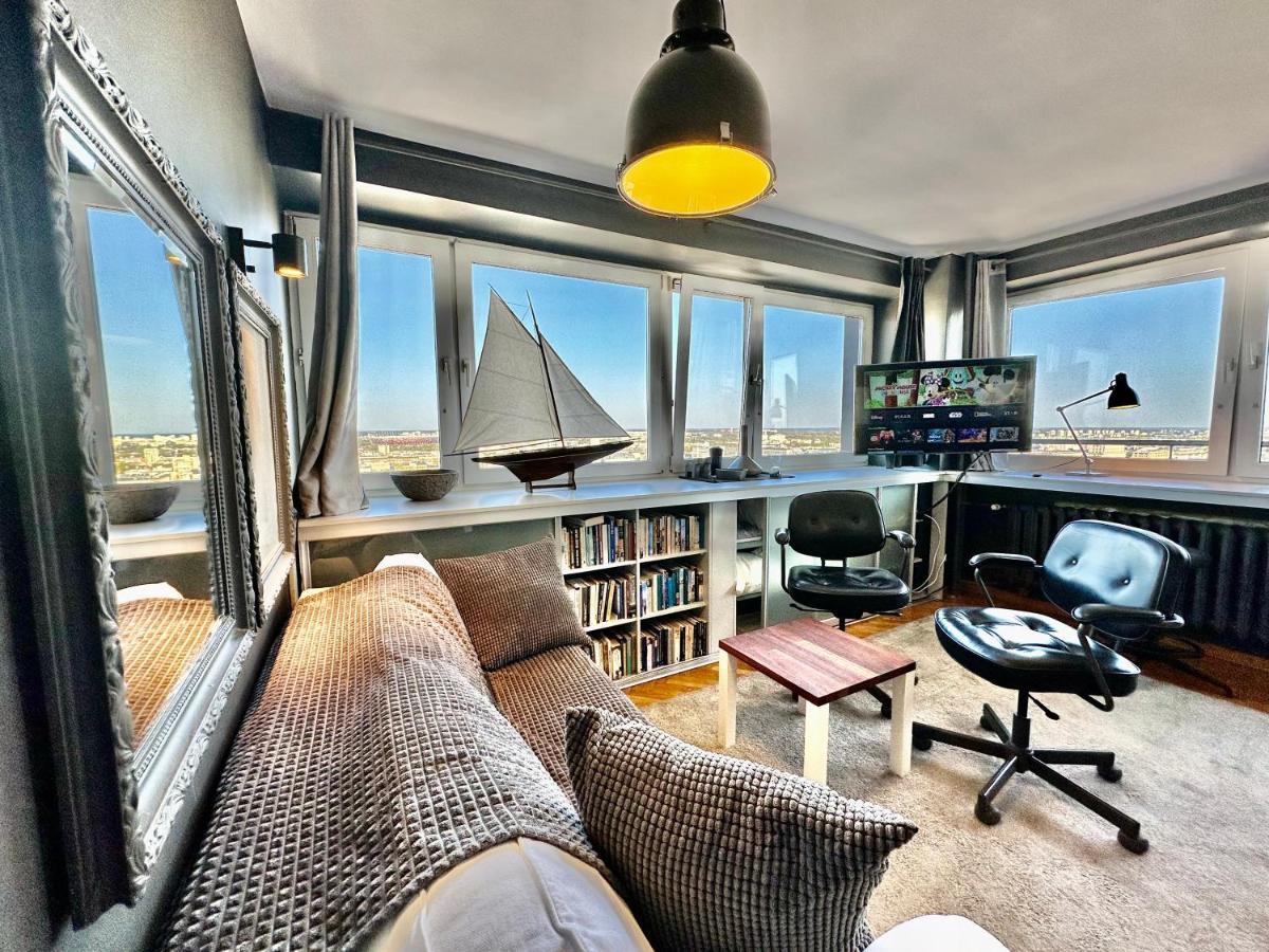 Super Apartament Grey Centrum 2X Metro Fast Wifi 300 Mbs Netflix Appletv Smarttv Spotify Panorama Miasta Varşovia Exterior foto